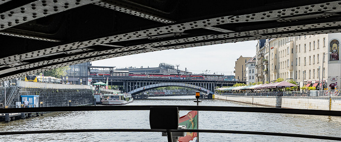 Weidendammer Brücke (oben), Spree, Berliner Stadtbahn, Bahnhof Friedrichstraße Berlin