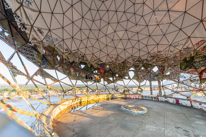Teufelsberg: Field Station Berlin Berlin
