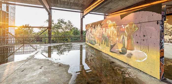 Teufelsberg: Field Station Berlin - Street Art Berlin