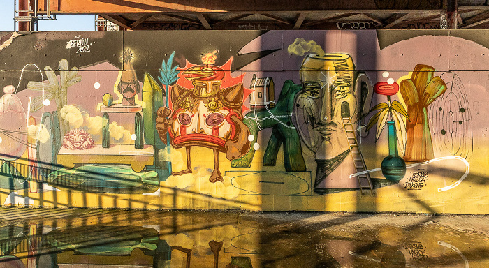 Teufelsberg: Field Station Berlin - Street Art Berlin