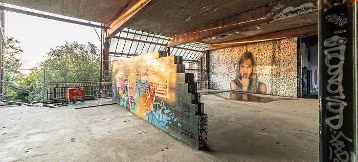 Teufelsberg: Field Station Berlin - Street Art Berlin