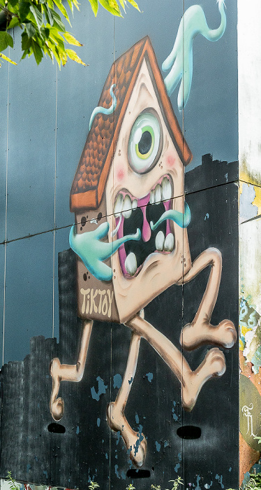 Teufelsberg: Field Station Berlin - Street Art Berlin
