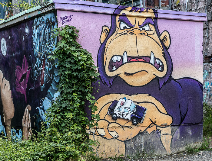 Teufelsberg: Field Station Berlin - Street Art Berlin