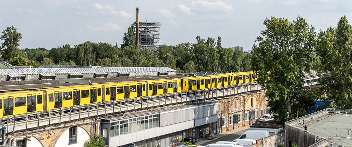 Blick vom U-Bahnhof Gleisdreieck: Viadukt der Linie U2 Berlin
