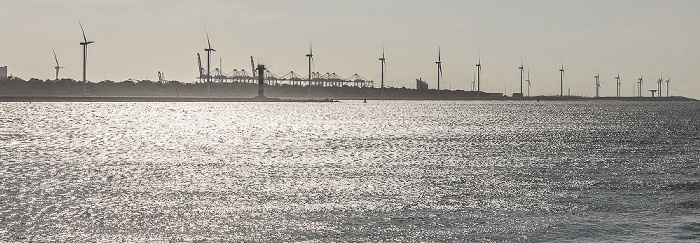 Nieuwe Waterweg, Maasvlakte Hoek van Holland