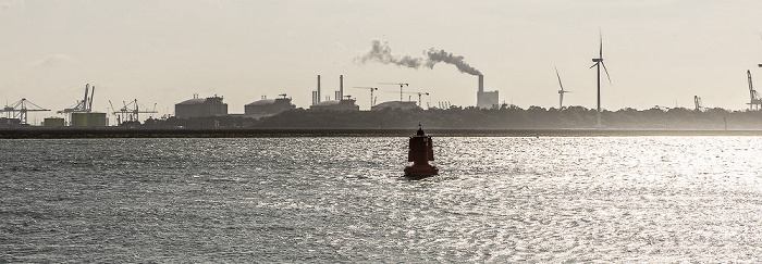 Nieuwe Waterweg, Europoort Hoek van Holland