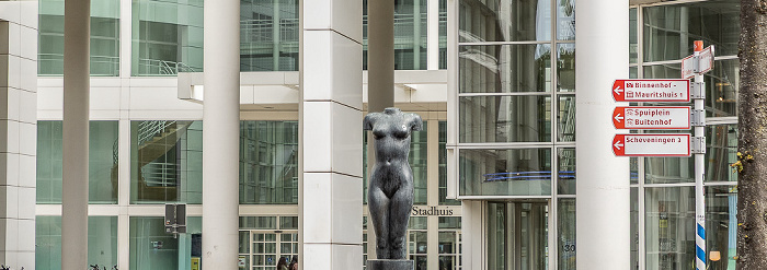 Spui: Stadhuis Den Haag mit der Centrale Bibliotheek Den Haag