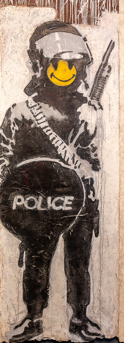 Moco Museum: Smiling Copper (Panel B) (von Banksy) Amsterdam