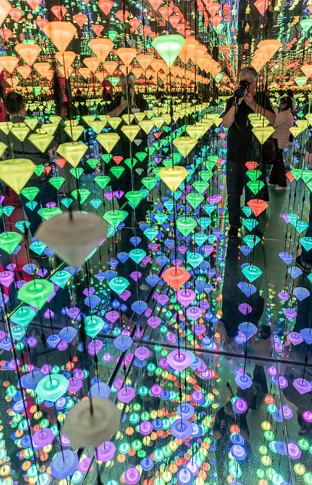 Moco Museum: Diamond Matrix (von Studio Irma) Amsterdam