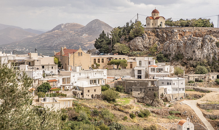 Sellia (Σελλιά) mit Κοίμηση της Θεοτόκου und Άγιος Γεώργιος και Άγιος Νεκτάριος Provinz Agios Vasilios