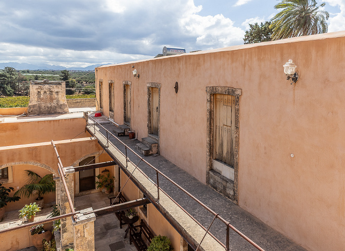 Moni Agia Triada Akrotiri