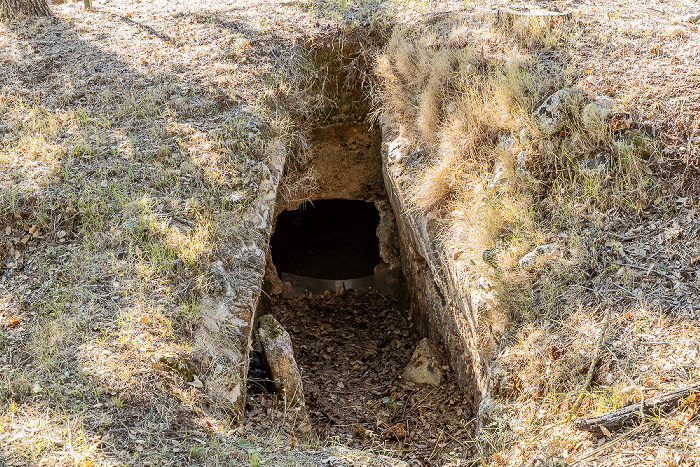 Nekropole Armeni (Νεκρόπολη Αρμένων, Spätminoischer Friedhof) Armeni