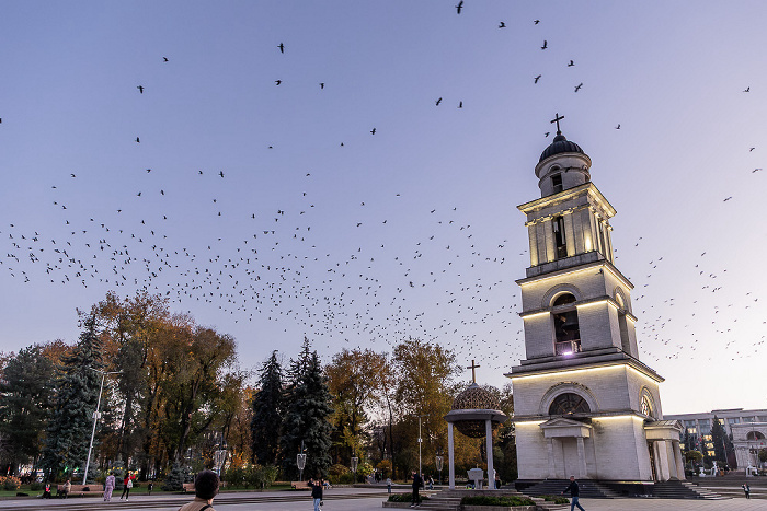 Grădina Catedralei: Clopotnița Chișinău