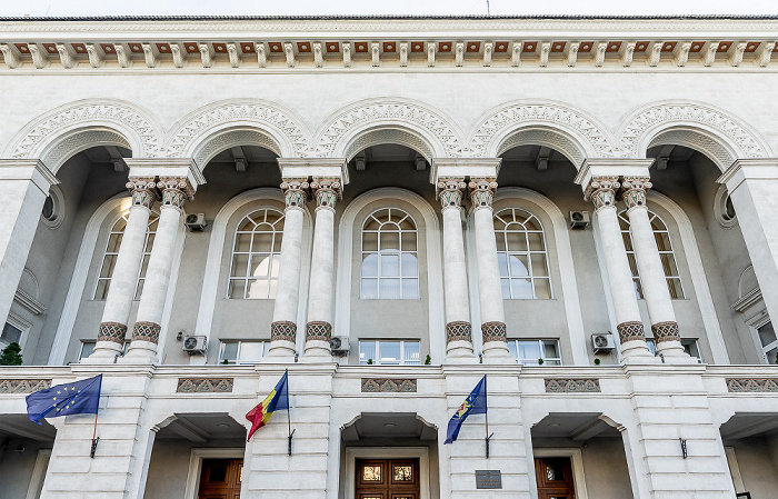 Bulevardul Ștefan cel Mare și Sfânt: Sediul Central al Procuraturii Generale Chișinău