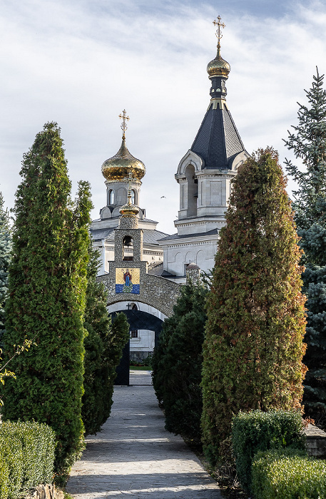 Orheiul Vechi: Biserica Sfânta Maria Butuceni