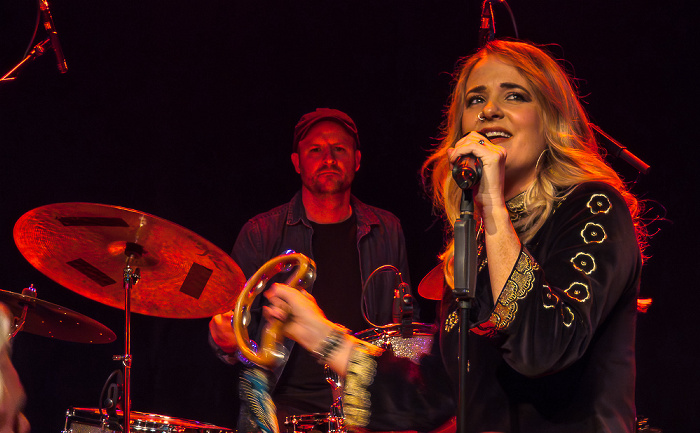 Ampere (Muffatwerk): Elles Bailey (+ Félix Rabin) München