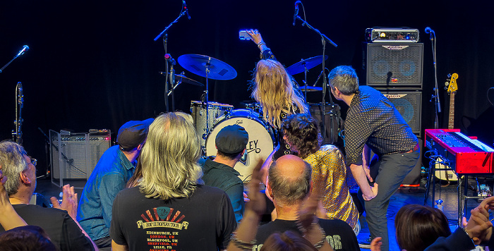 Ampere (Muffatwerk): Elles Bailey (+ Félix Rabin) München