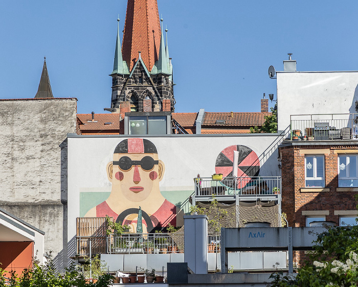 Nürnberg Preißlerstraße: Street Art Dreieinigkeitskirche
