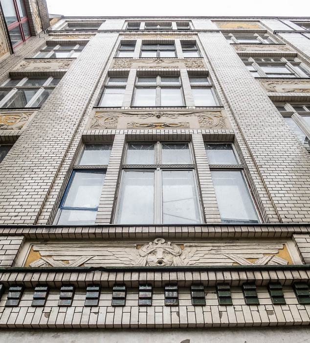 Theodor-Wolff-Park: Tommy Weisbecker Haus Berlin