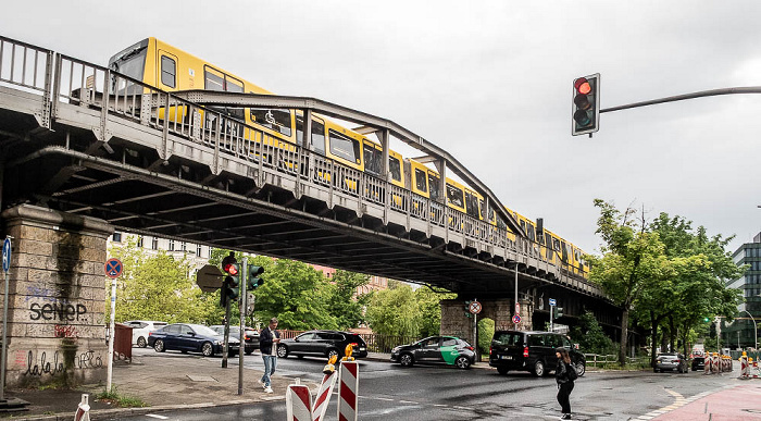 Hallesches Ufer, Großbeerenbrücke, Viadukt der Linie U1 Berlin