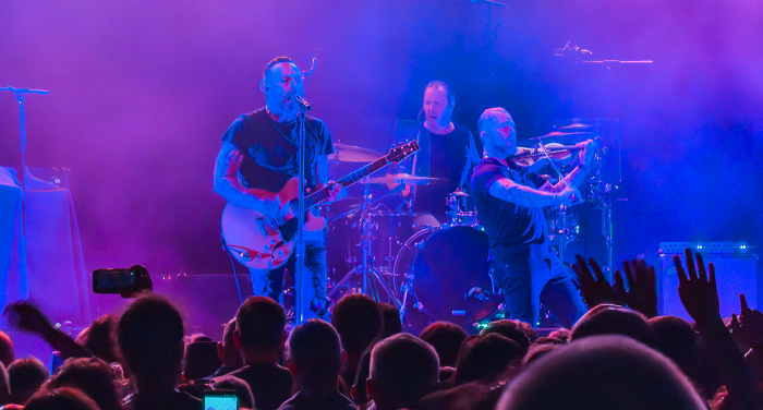 München Muffathalle: Blue October