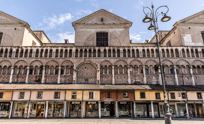 Piazza Trento e Trieste: Cattedrale di San Giorgio Martire Ferrara