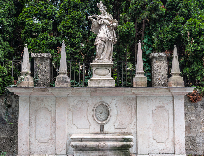 Franz-Josef-Kai: Nepomuk-Denkmal Salzburg