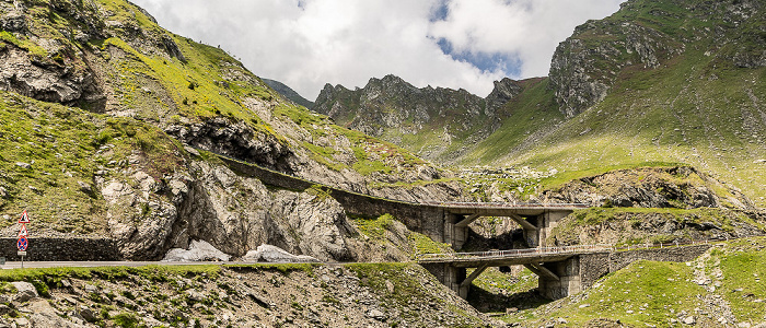 Munții Făgăraș (Făgăraș-Gebirge) Transfăgărășan (Transfogarascher Hochstraße)