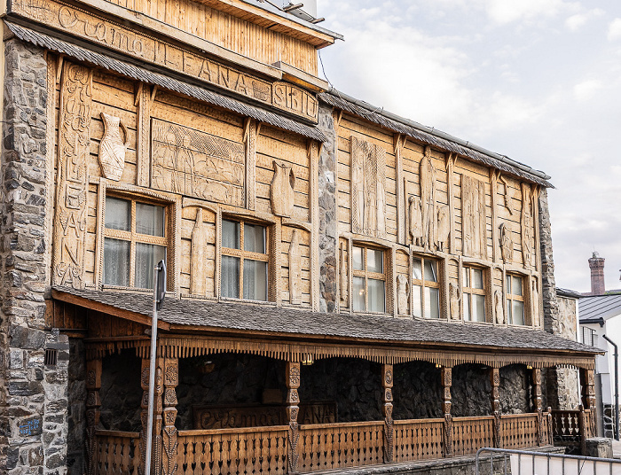 Piața Teatrului: Crama Ileana Sibiu (Hermannstadt)
