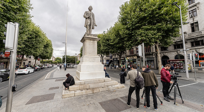 Dublin O'Connell Street Lower: Statue Sir John Gray Knt MD JP