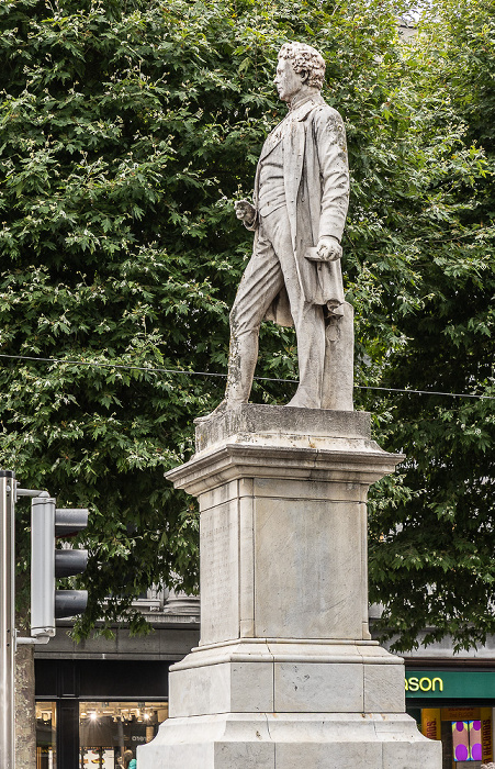 Dublin O'Connell Street Lower: Statue Sir John Gray Knt MD JP