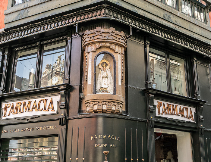 Plaza Consistorial / Calle San Saturnino Pamplona