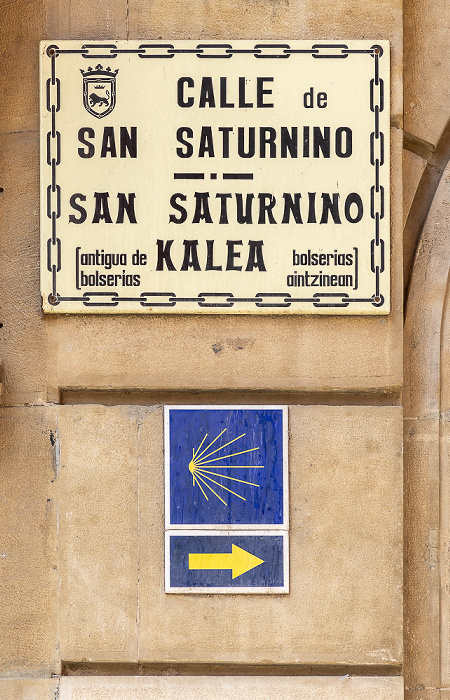 Calle San Saturnino Pamplona