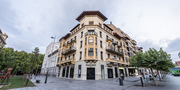 Avenida Roncesvalles / Avenida Carlos III el Noble Pamplona