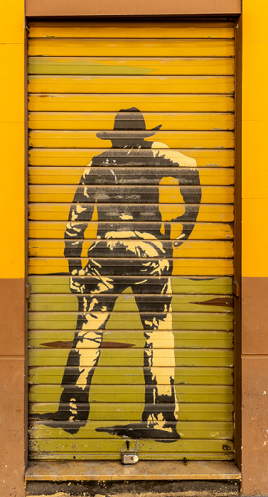 Plaza de Pere Borrego i Galindo (Fallero): Street Art Valencia