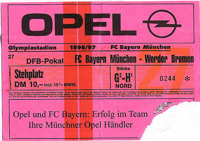 München Olympiastadion: DFB-Pokalspiel FC Bayern - Werder Bremen